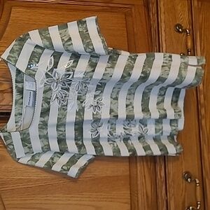 Alfred Dunner ladies top